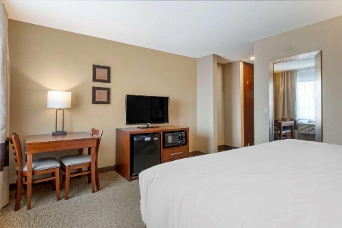 Comfort Inn Sault Sainte Marie image 40